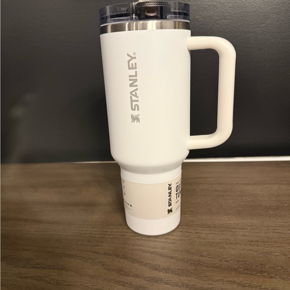 Stanley Classic White Mug with Handle 40oz